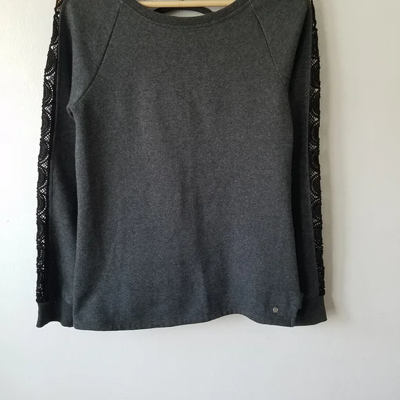 Open to Offers 😊 Fabletics Maura Open Back Sweatshirt Small - Picture 4 of 10